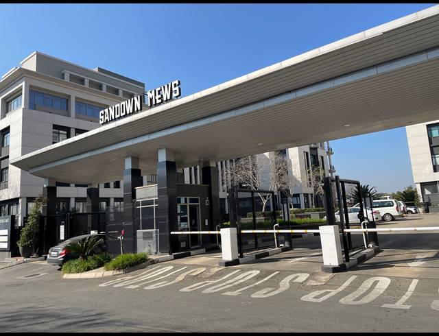 421M² OFFICE TO LET IN SANDTON CENTRAL